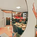Magnifique Centre كرانز مونتانا